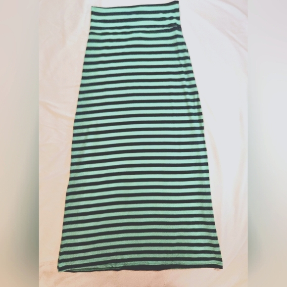 Rue21 Womens Blue Striped Pull On Maxi Skirt Size Medium - Picture 1 of 8